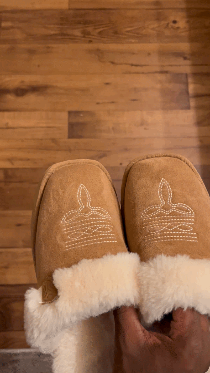 CowgirlCozys™ Western Fuzzy Slippers
